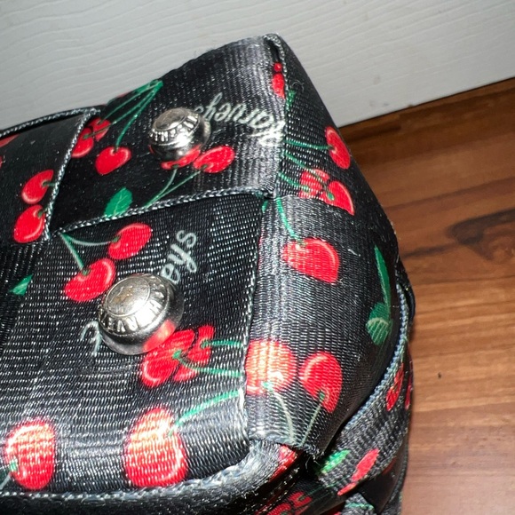 Harveys seatbelt cherry bomb large satchel shoulder bag - Picture 10 of 15